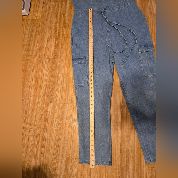 Tinseltown Belted Denim Jumpsuit with Zip and Pockets Square Neck Sleeveless XXL - Picture 8 of 15